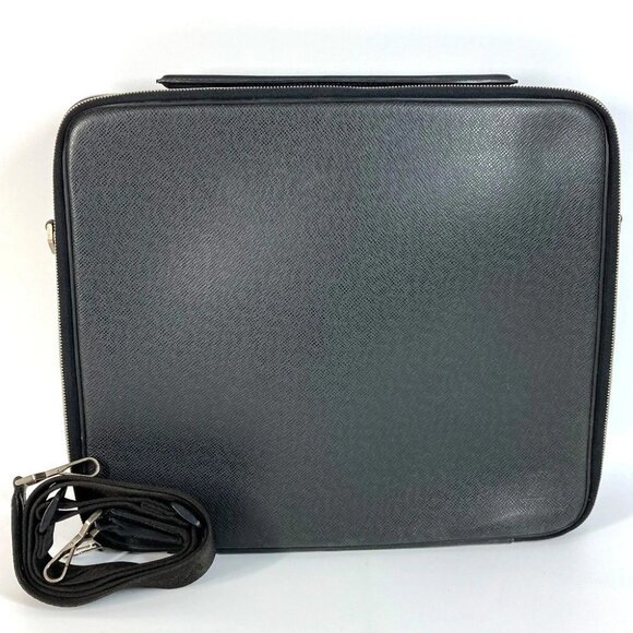 LOUIS VUITTON M30832 Taiga Porte Ordinatur Odessa Case 2WAY Shoulder Hand Bag - Picture 1 of 16